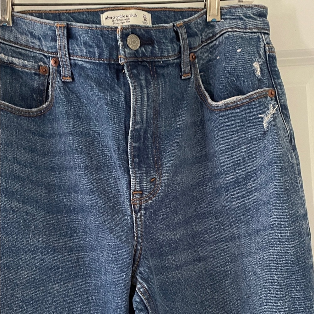 Abercrombie & Fitch Women’s Classic Denim Jeans